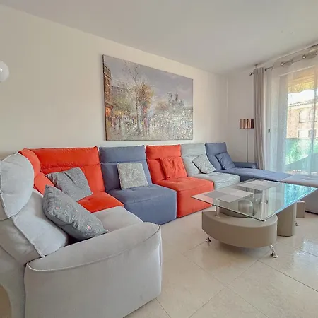 Lumineux Avec Box, Proche Plage,centre, Raphael Apartment